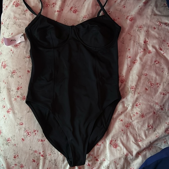 TNA BODYSUIT ARITZIA - Picture 3 of 4
